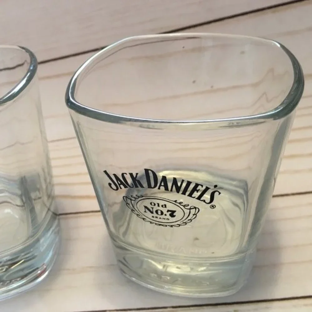 Jack Daniels No 7 Whiskey Bar 2 Glasses Shot Glass